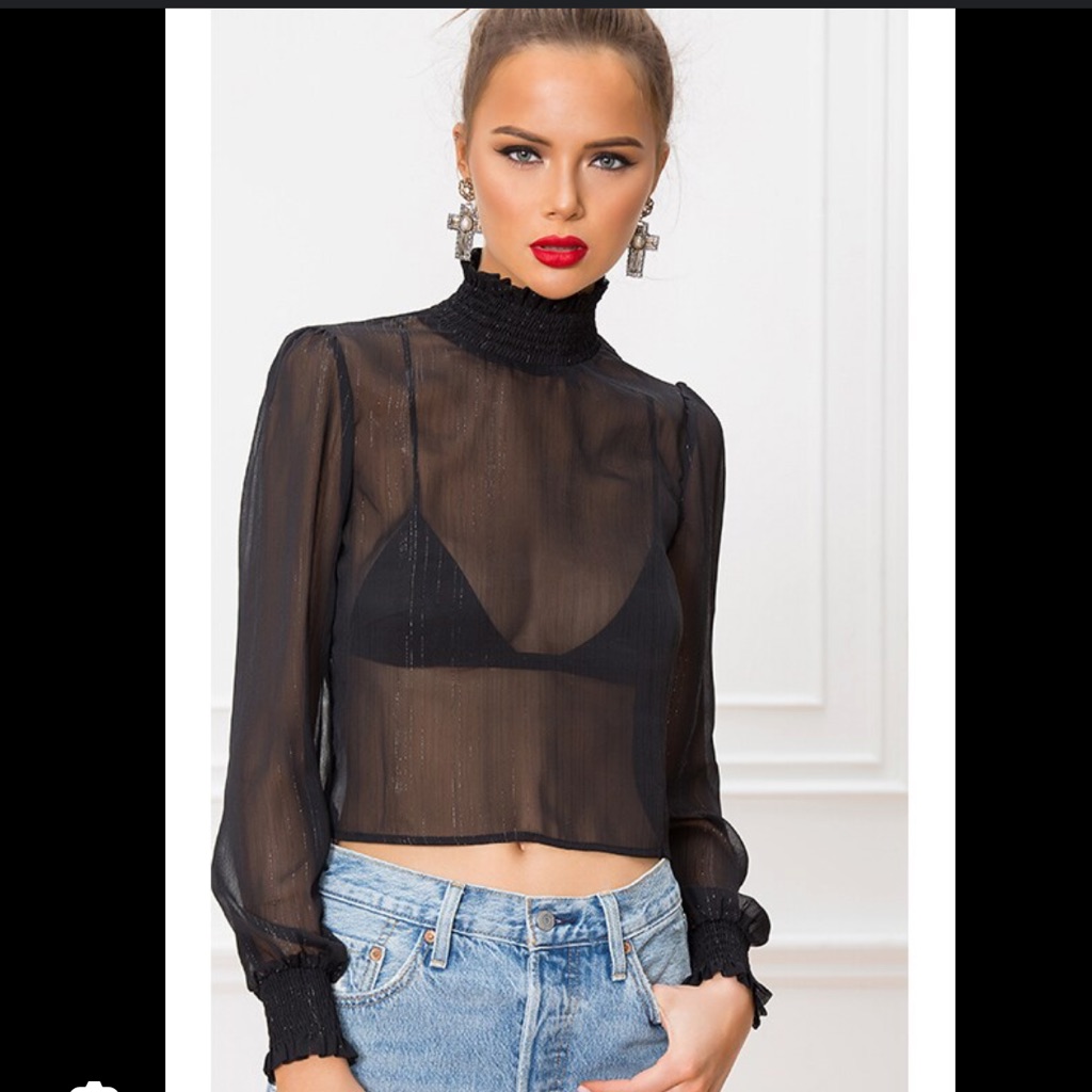 Superdown Revolve Top